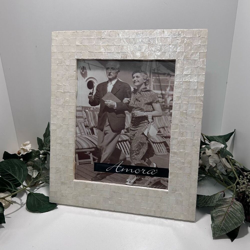 TM Amora Picture Frame 8” x 10” White Handcrafted Mosaic Genuine Mother Of Pearl